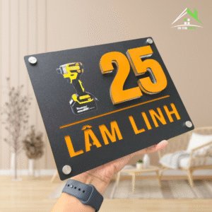Biển Số Nhà Decor Ấn Tượng – Nền Đen Sần, Nội Dung Alu Vàng Hội An, Số Nổi 1cm, Nền In Họa Tiết