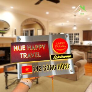 Biển Hiệu LED – Inox Sáng, Có Đèn Viền, Kèm Cờ Tổ Quốc – Địa Chỉ In Nổi