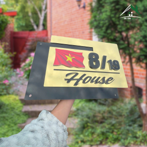 Biển Số Nhà Inox Vàng Gương – Cờ Việt Nam Nổi – Chữ Mica 3D – Sang Trọng Cho KĐT, Biệt Thự