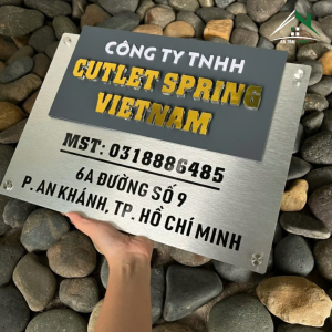 Biển Công Ty Inox Xước Bạc Chữ Nổi 3D – Bảng Tên Doanh Nghiệp Sang Trọng, Bền Bỉ