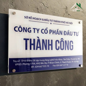 Biển Tên Công Ty Inox Xước Bạc In UV – Biển Pháp Lý Doanh Nghiệp Trang Trọng